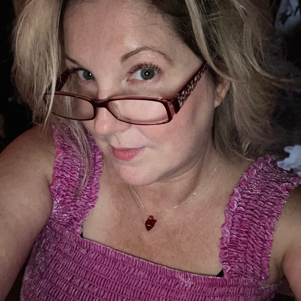 Meet your Posher, Amber